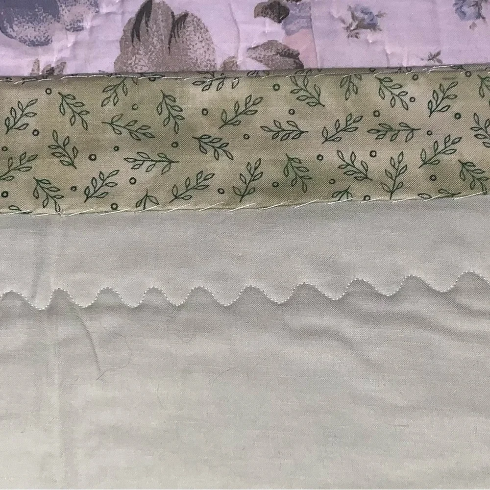 Handmade quilt quilted fall autumn leaves leaf table runner country NEW (Q162)